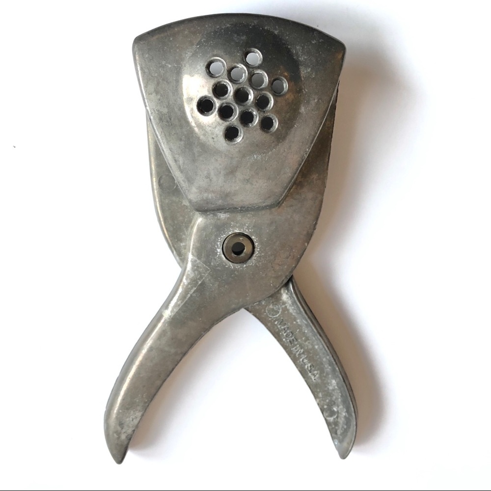 Vintage IRVIN WARE Lemon Lime Citrus Juicer Hand Held Aluminum